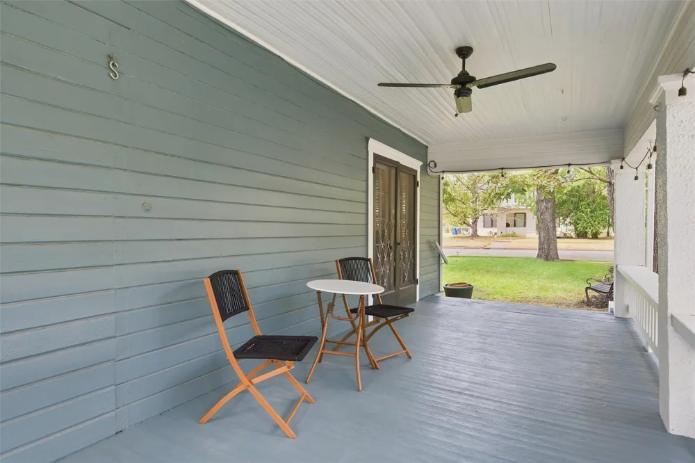 2716 Sanger Avenue Waco, TX 76707