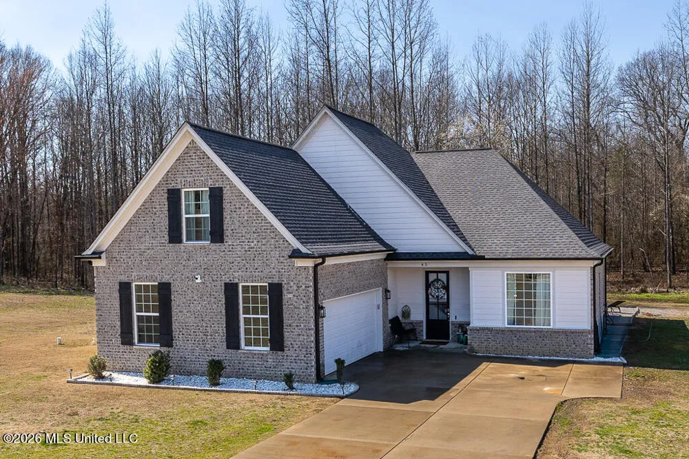 45 Centerline Roper Loop Byhalia, MS 38611