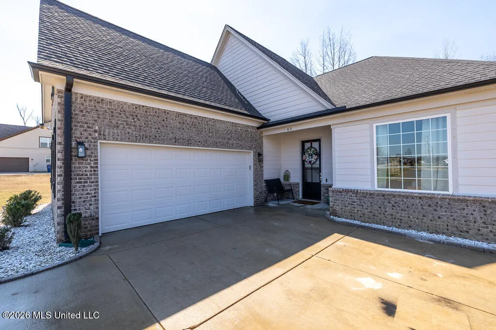 45 Centerline Roper Loop Byhalia, MS 38611