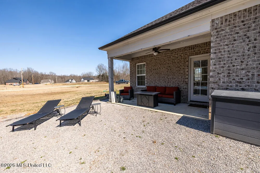 45 Centerline Roper Loop Byhalia, MS 38611