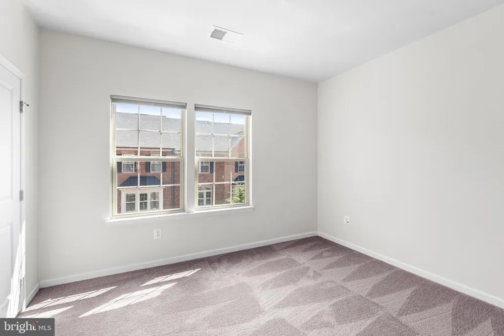 128 S NEWKIRK STREET Baltimore, MD 21224