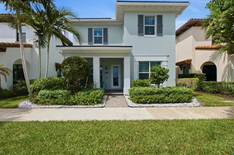 8015 Hobbes Way