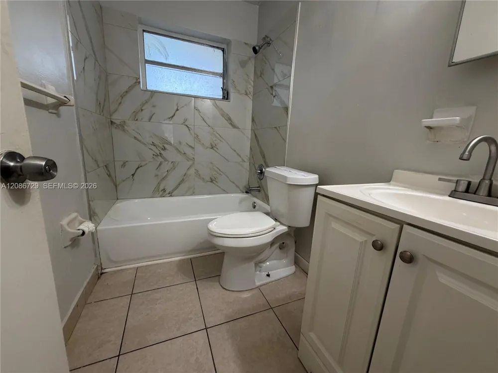 148 NW 14th Way #1 Dania Beach, FL 33004