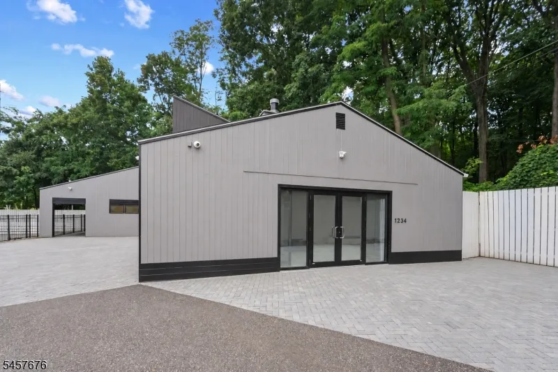 2467 State Route 10 Parsippany-Troy Hills, NJ 07950