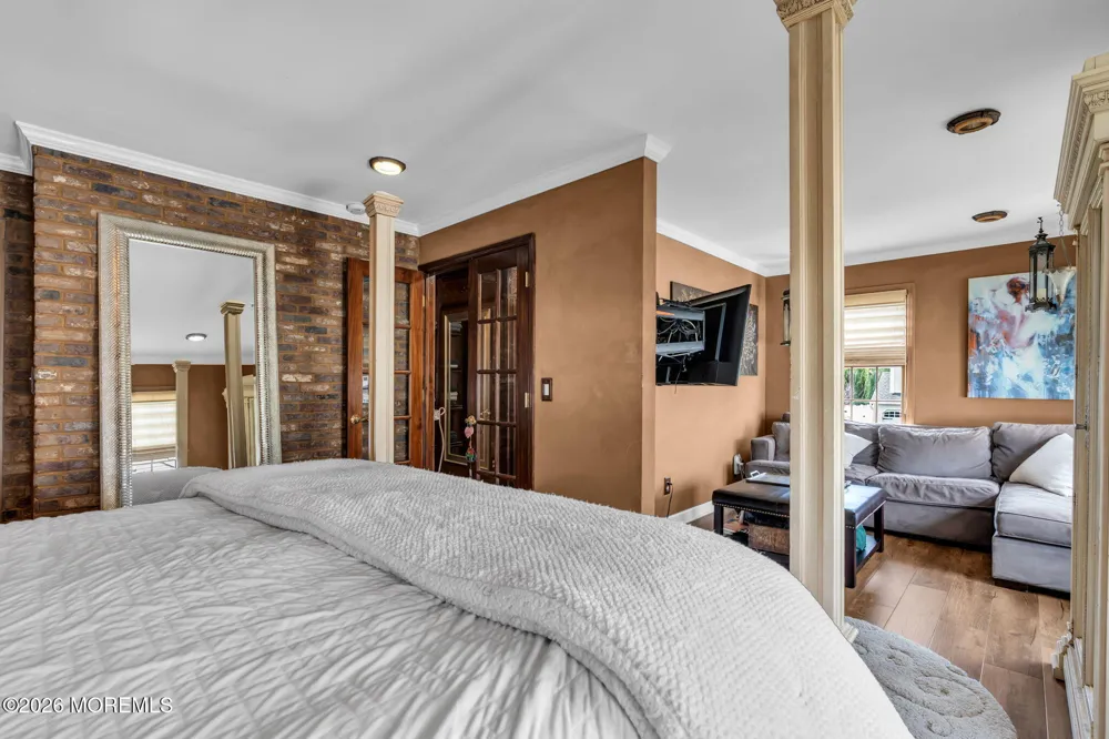 59 Augusta Street Tinton Falls, NJ 07712