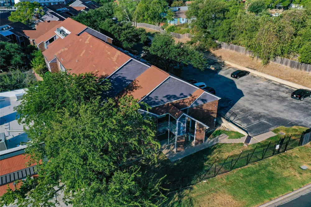 1840 Burton Drive #227 Austin, TX 78741