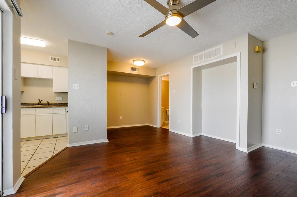 1840 Burton Drive #227 Austin, TX 78741