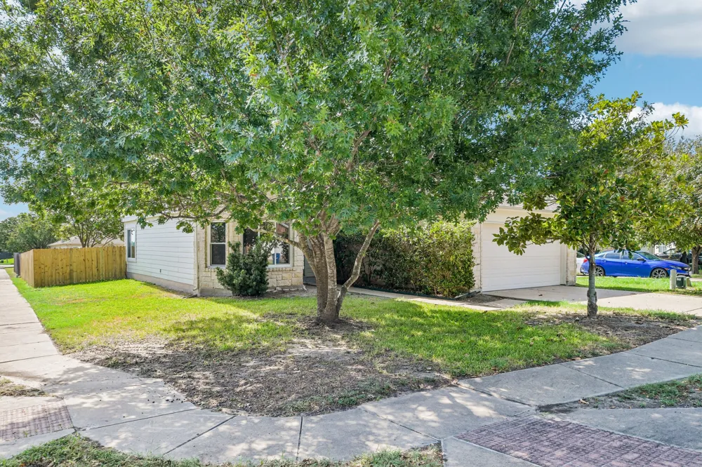 14413 Gurneys Eagle Drive Elgin, TX 78621