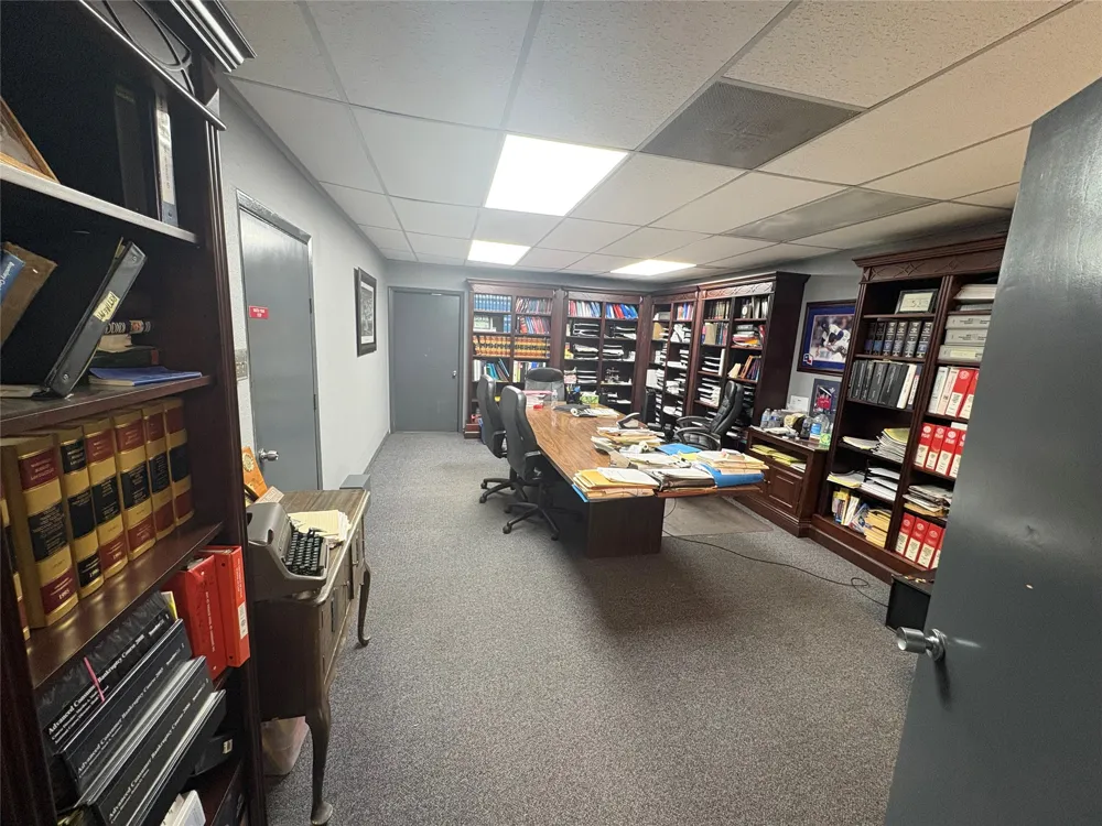 905 Travis Street Sherman, TX 75090