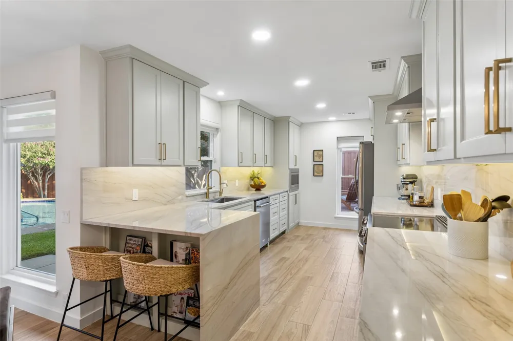 2414 Acacia Street Richardson, TX 75082