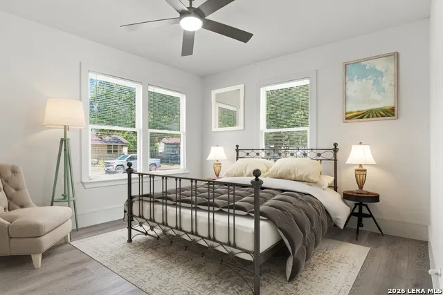 132 ROSS AVE San Antonio, TX 78225