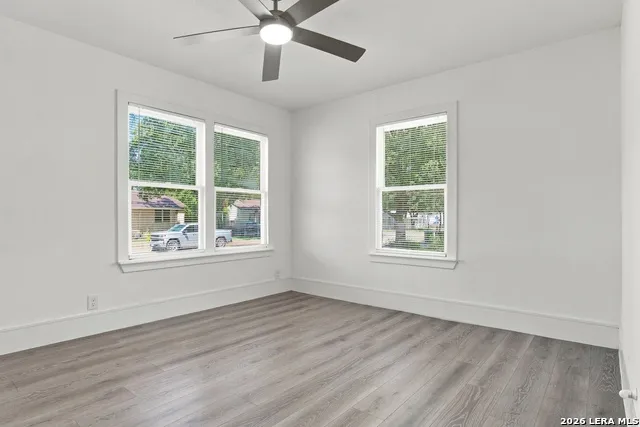 132 ROSS AVE San Antonio, TX 78225