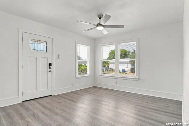 132 ROSS AVE San Antonio, TX 78225