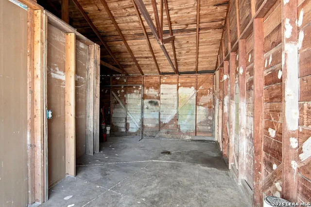 132 ROSS AVE San Antonio, TX 78225