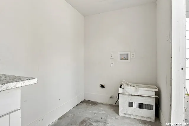 132 ROSS AVE San Antonio, TX 78225