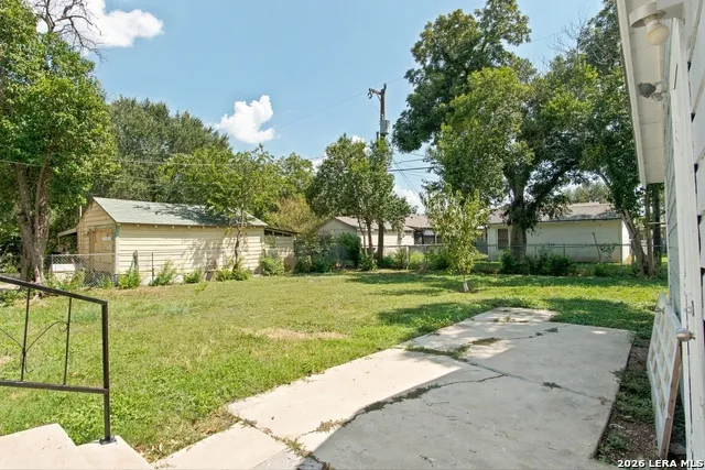 132 ROSS AVE San Antonio, TX 78225
