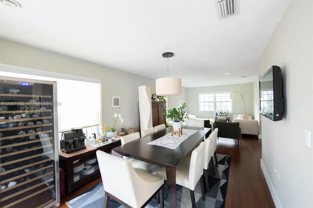 13832 NW 22nd St Sunrise, FL 33323