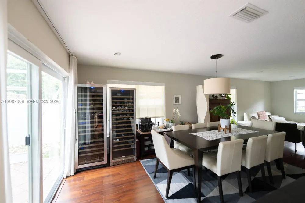 13832 NW 22nd St Sunrise, FL 33323