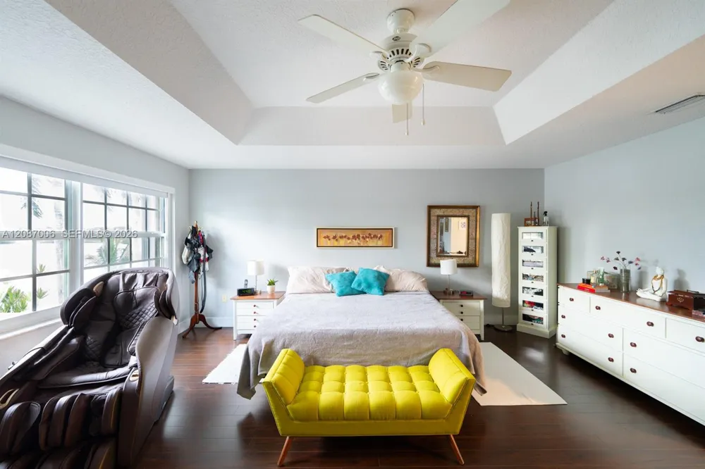 13832 NW 22nd St Sunrise, FL 33323