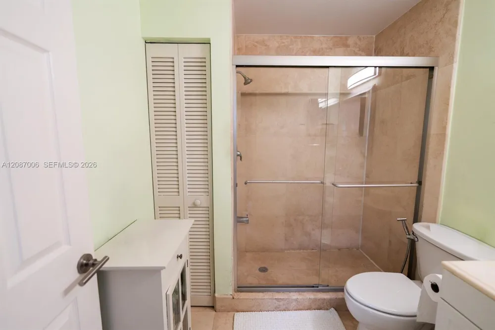 13832 NW 22nd St Sunrise, FL 33323