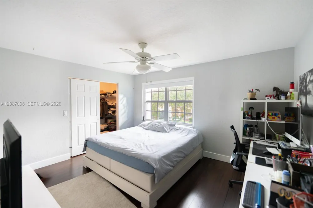13832 NW 22nd St Sunrise, FL 33323