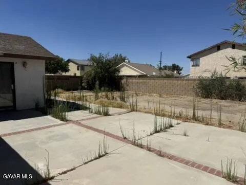 2533 Topaz Lane Lancaster, CA 93535