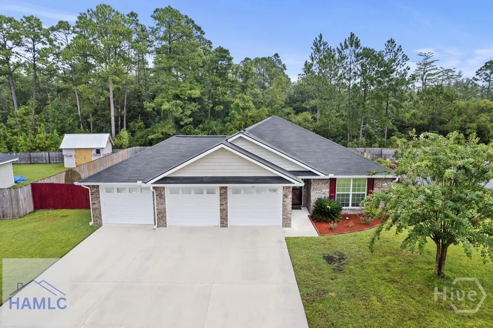 1117 Creekside Circle Hinesville, GA 31313