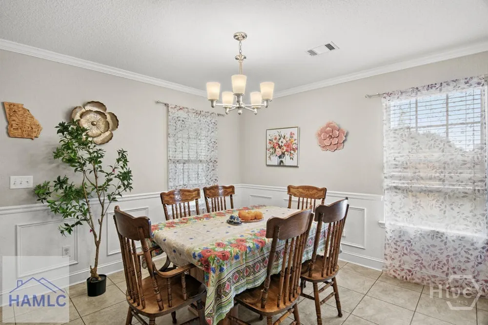 1117 Creekside Circle Hinesville, GA 31313