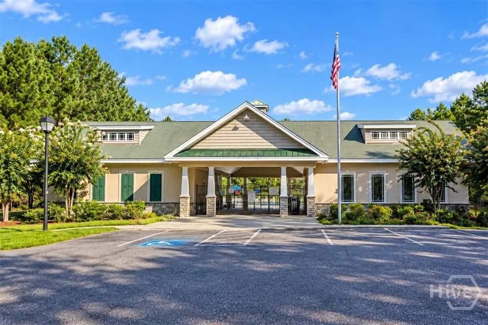 160 CHAPEL Lake S Savannah, GA 31419