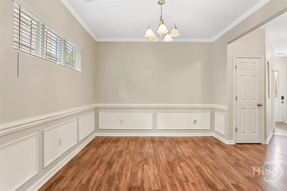 160 CHAPEL Lake S Savannah, GA 31419