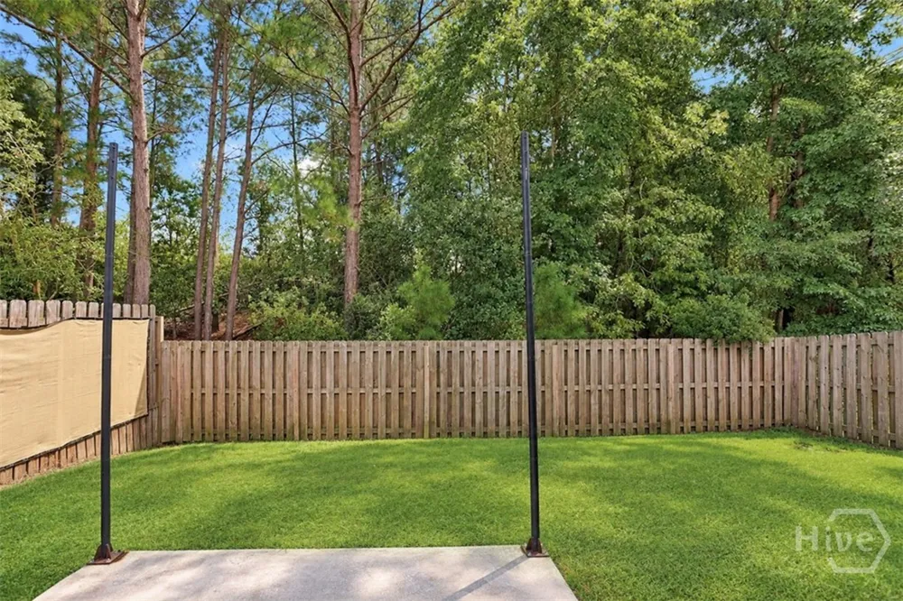 160 CHAPEL Lake S Savannah, GA 31419