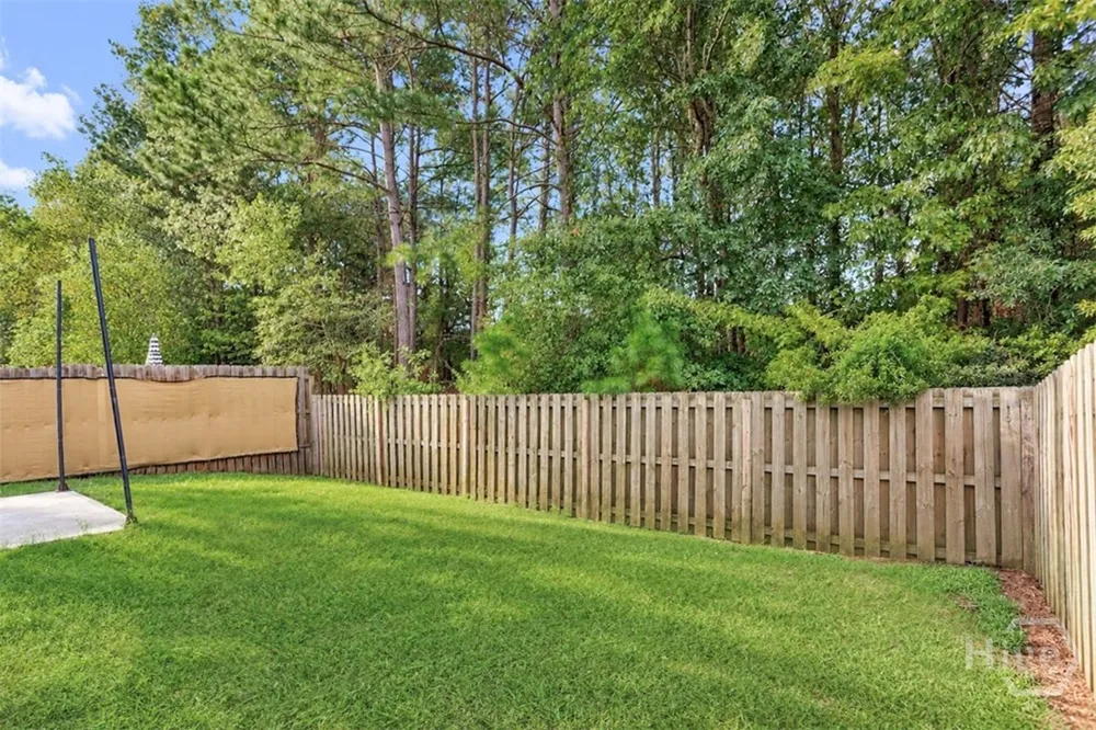 160 CHAPEL Lake S Savannah, GA 31419