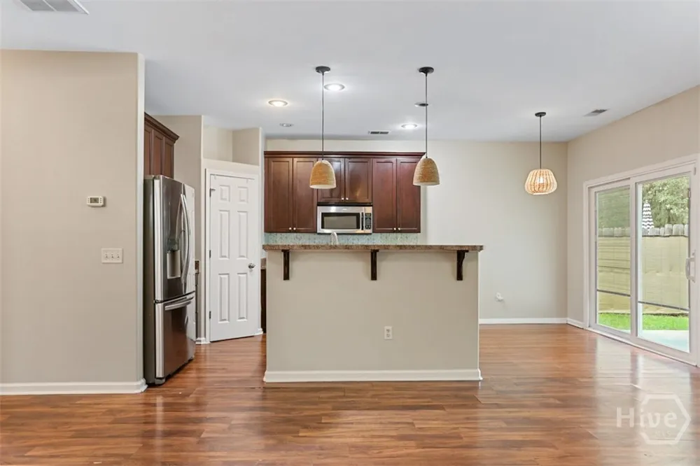 160 CHAPEL Lake S Savannah, GA 31419