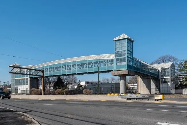 1 FLAGSHIP ST Bayonne, NJ 07002