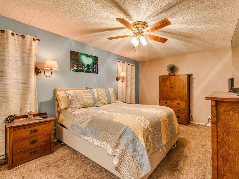 1202 W Los Angeles Circle Broken Arrow, OK 74011