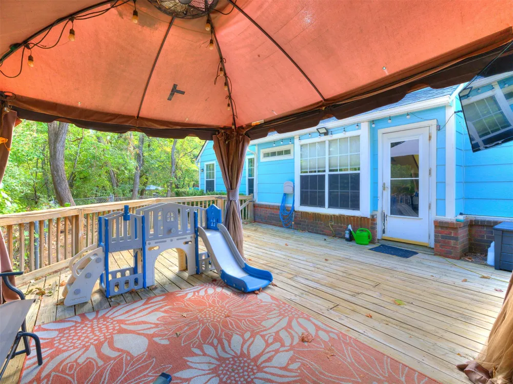 1202 W Los Angeles Circle Broken Arrow, OK 74011
