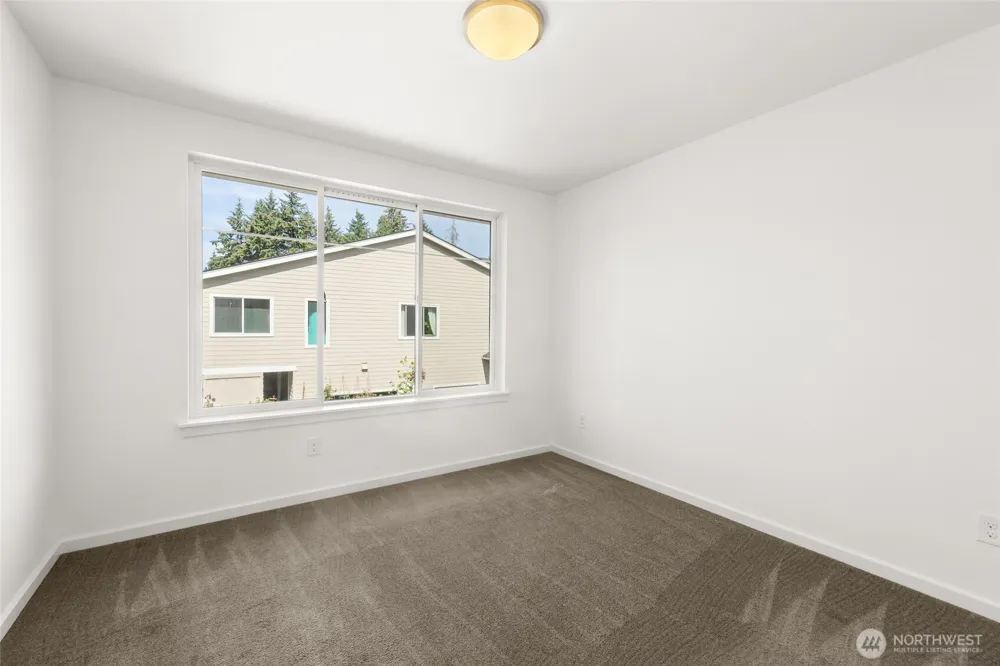 5657 S 328th Place Auburn, WA 98001