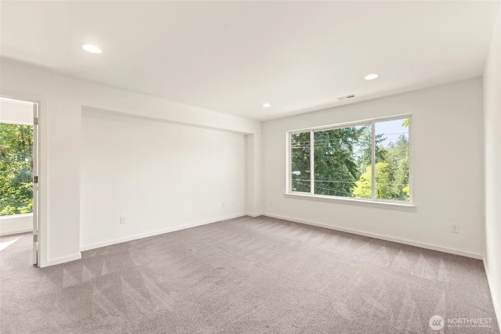 5657 S 328th Place Auburn, WA 98001