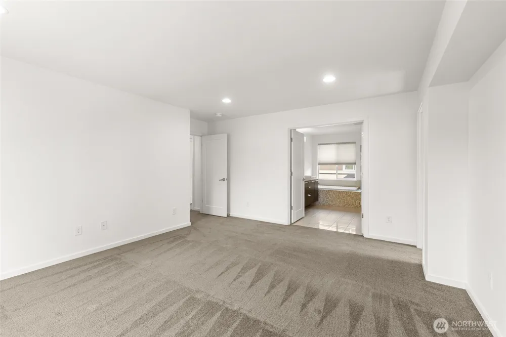 5657 S 328th Place Auburn, WA 98001