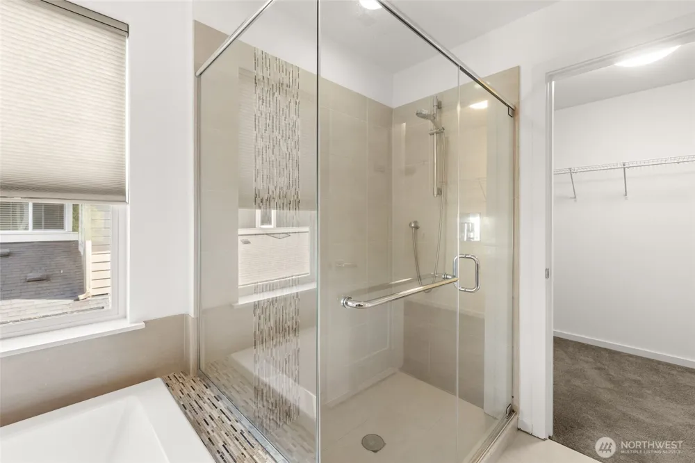 5657 S 328th Place Auburn, WA 98001