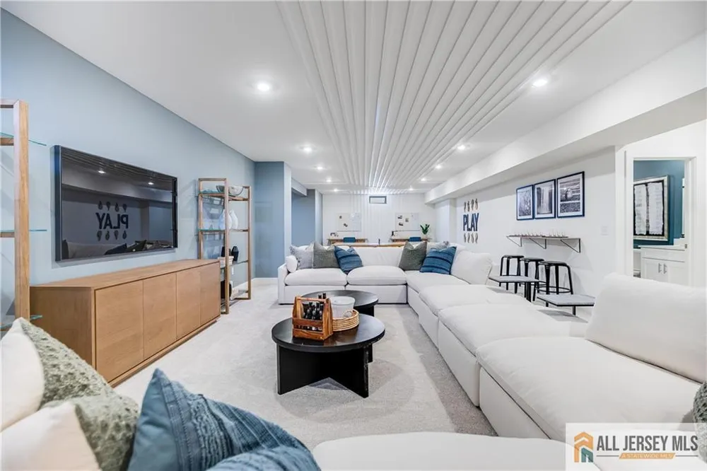 43 Martha Brokaw Way Hopewell, NJ 08560