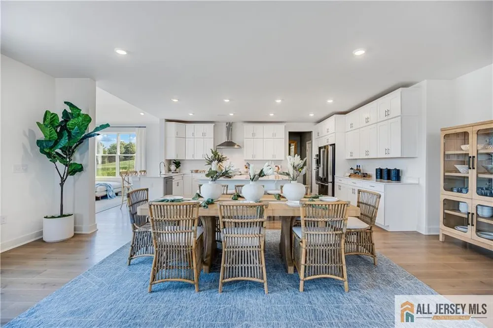 43 Martha Brokaw Way Hopewell, NJ 08560