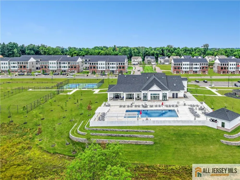 43 Martha Brokaw Way Hopewell, NJ 08560