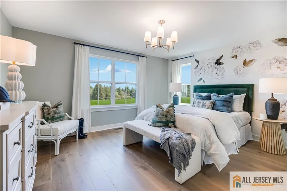 43 Martha Brokaw Way Hopewell, NJ 08560