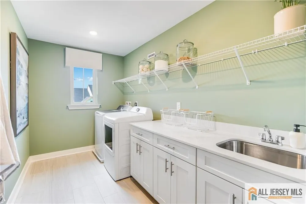 43 Martha Brokaw Way Hopewell, NJ 08560