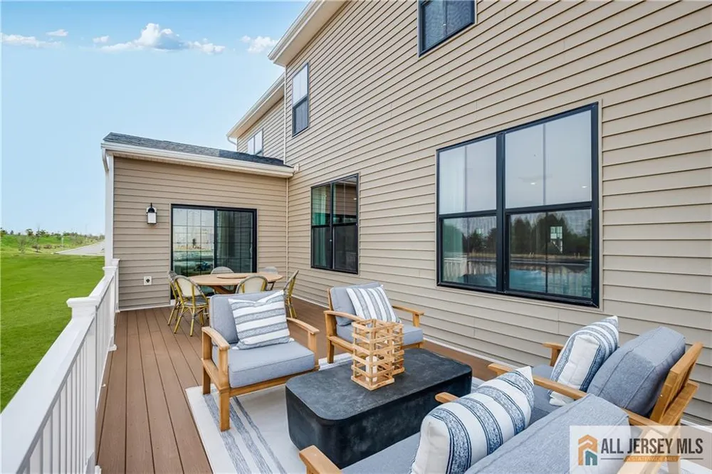 43 Martha Brokaw Way Hopewell, NJ 08560