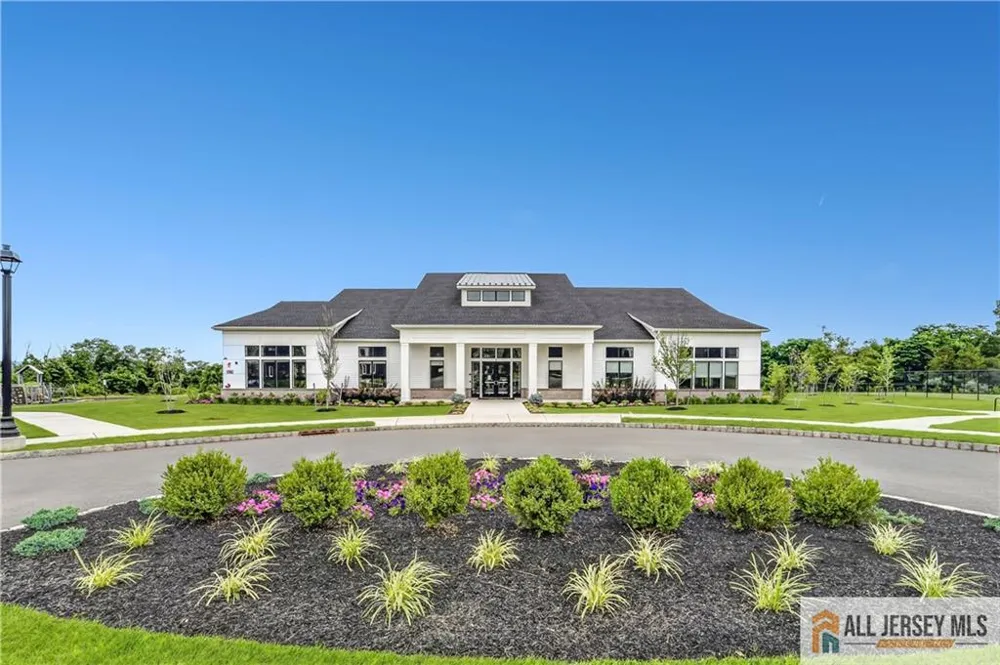 43 Martha Brokaw Way Hopewell, NJ 08560