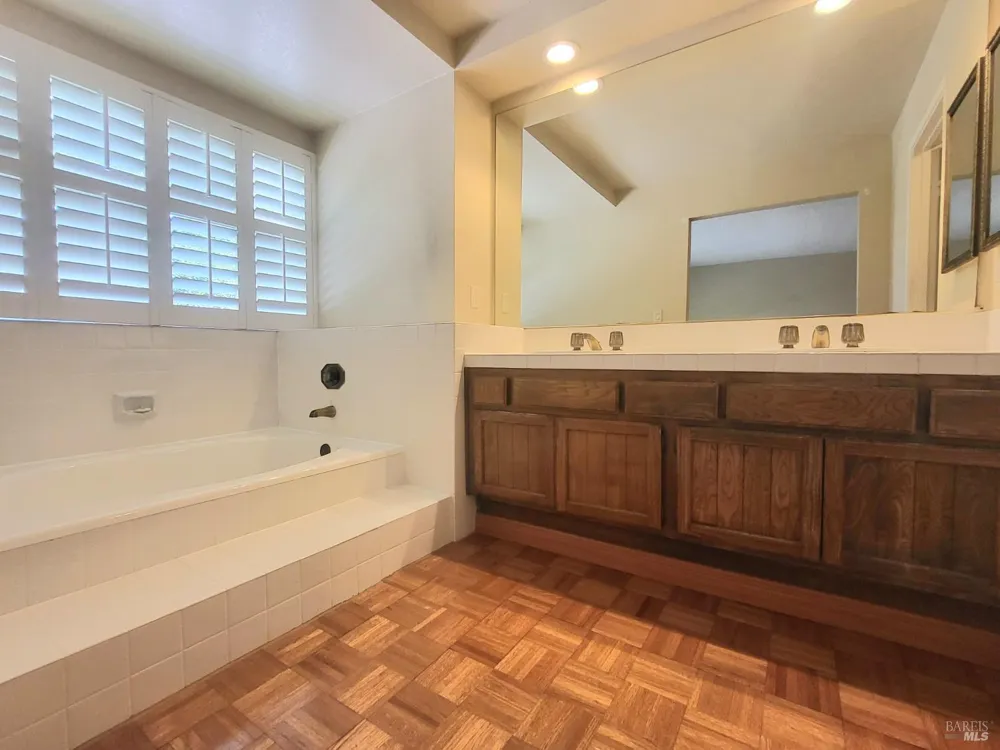 170 Moonraker Court Vallejo, CA 94590