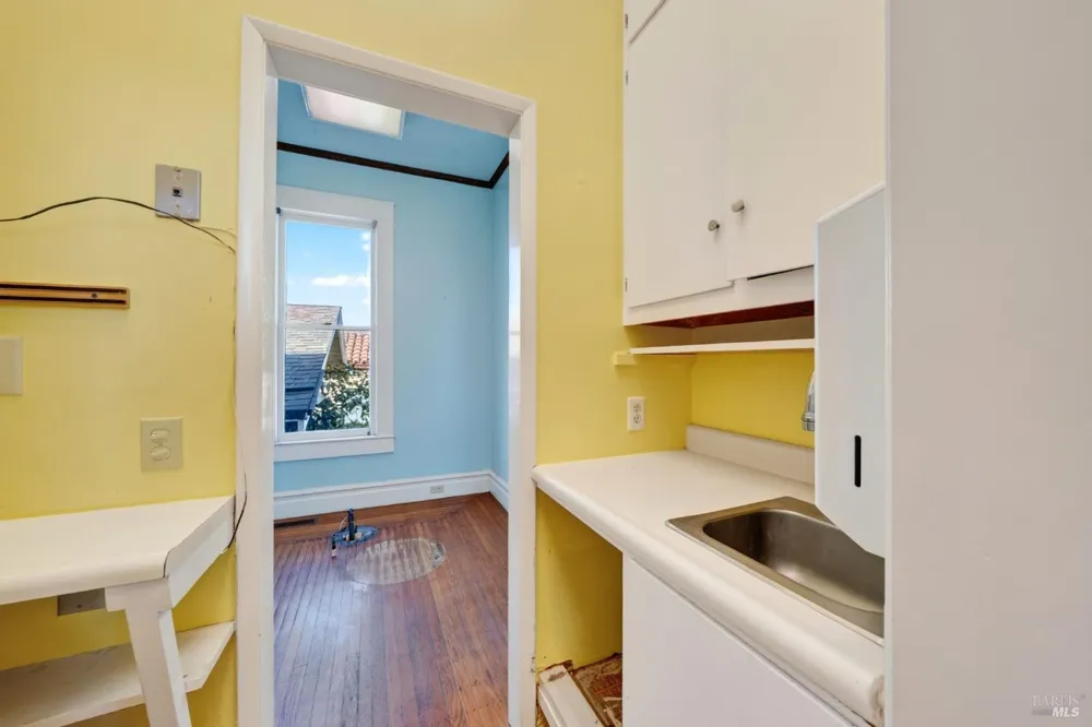220 Matheson Street Healdsburg, CA 95448