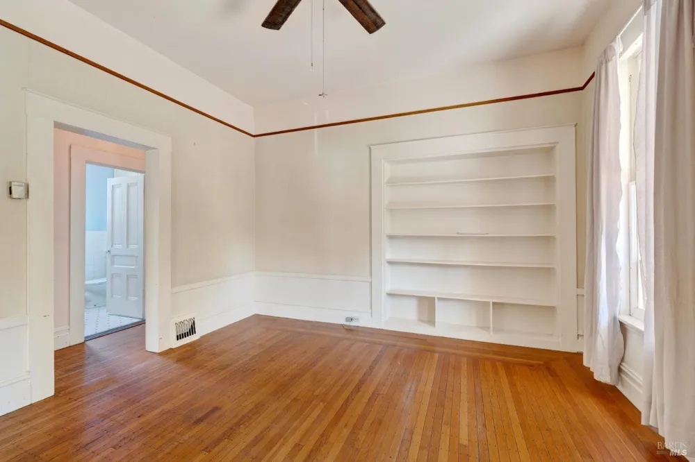 220 Matheson Street Healdsburg, CA 95448